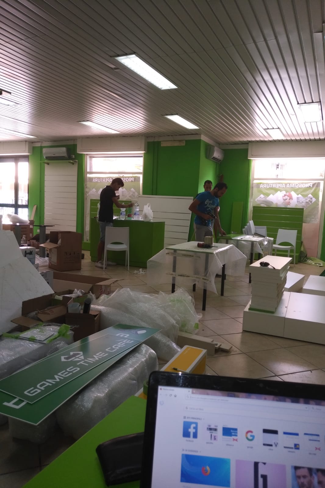 Allestimento store Games Time, fase 2