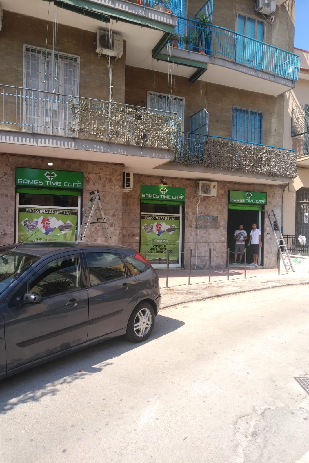Store Games Time completato, vista esterna