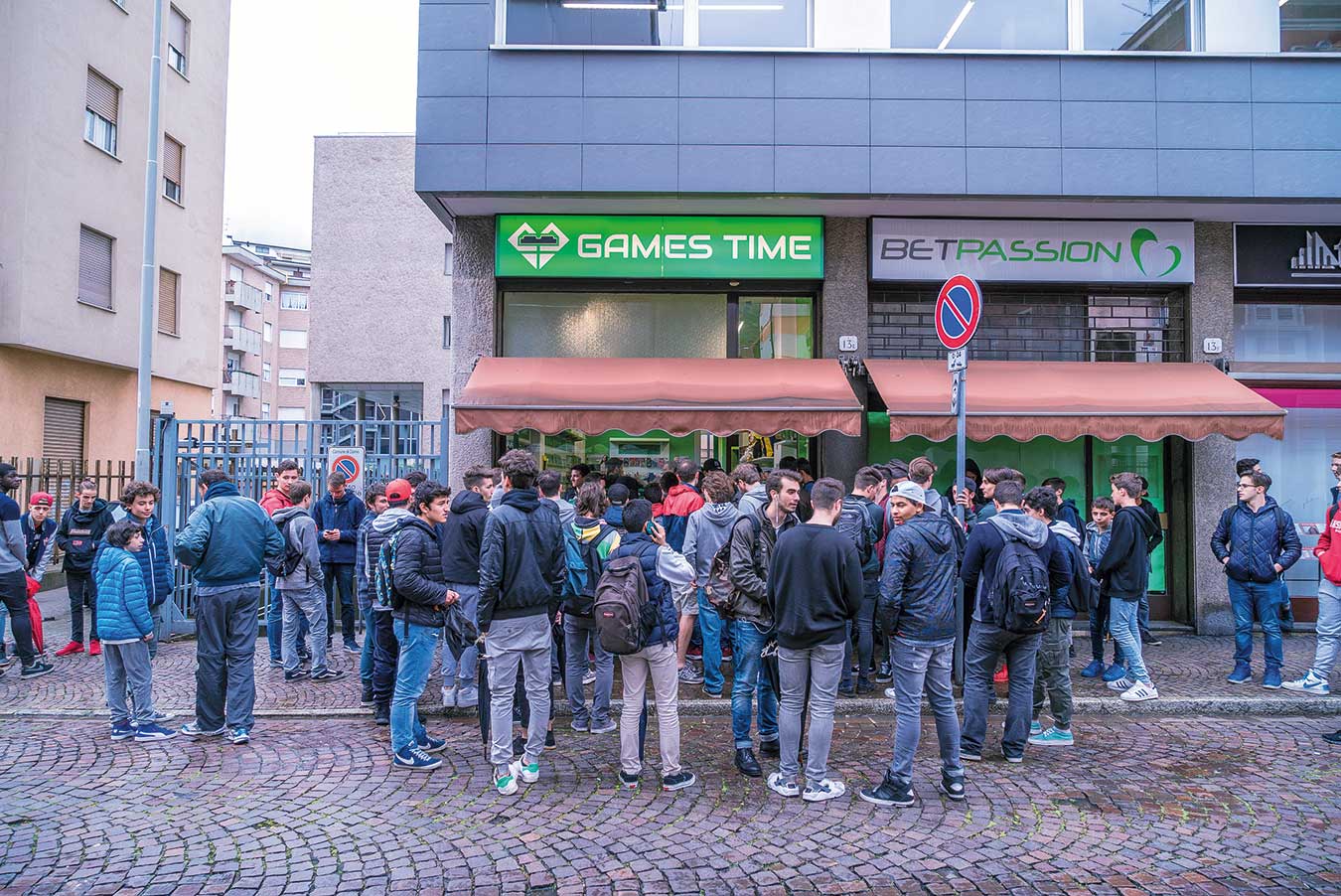 Inaugurazione di uno store Games Time